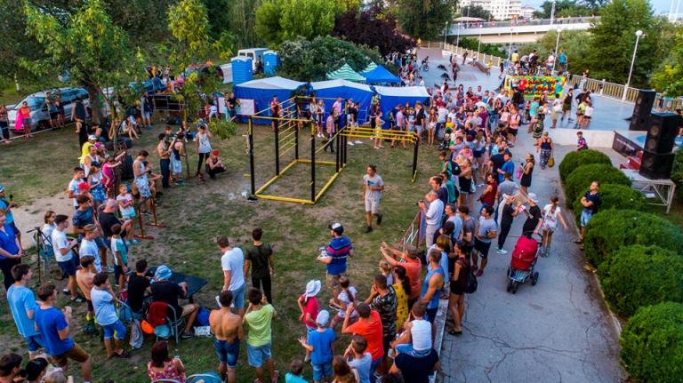 Фестиваль «Urban Generation» состоялся 5 августа на площадке скейт-пакра центральной набережной г. Тирасполя